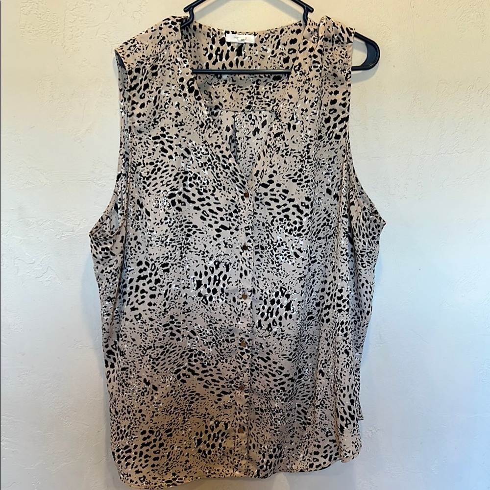 Leopard Print Sleeveless Top